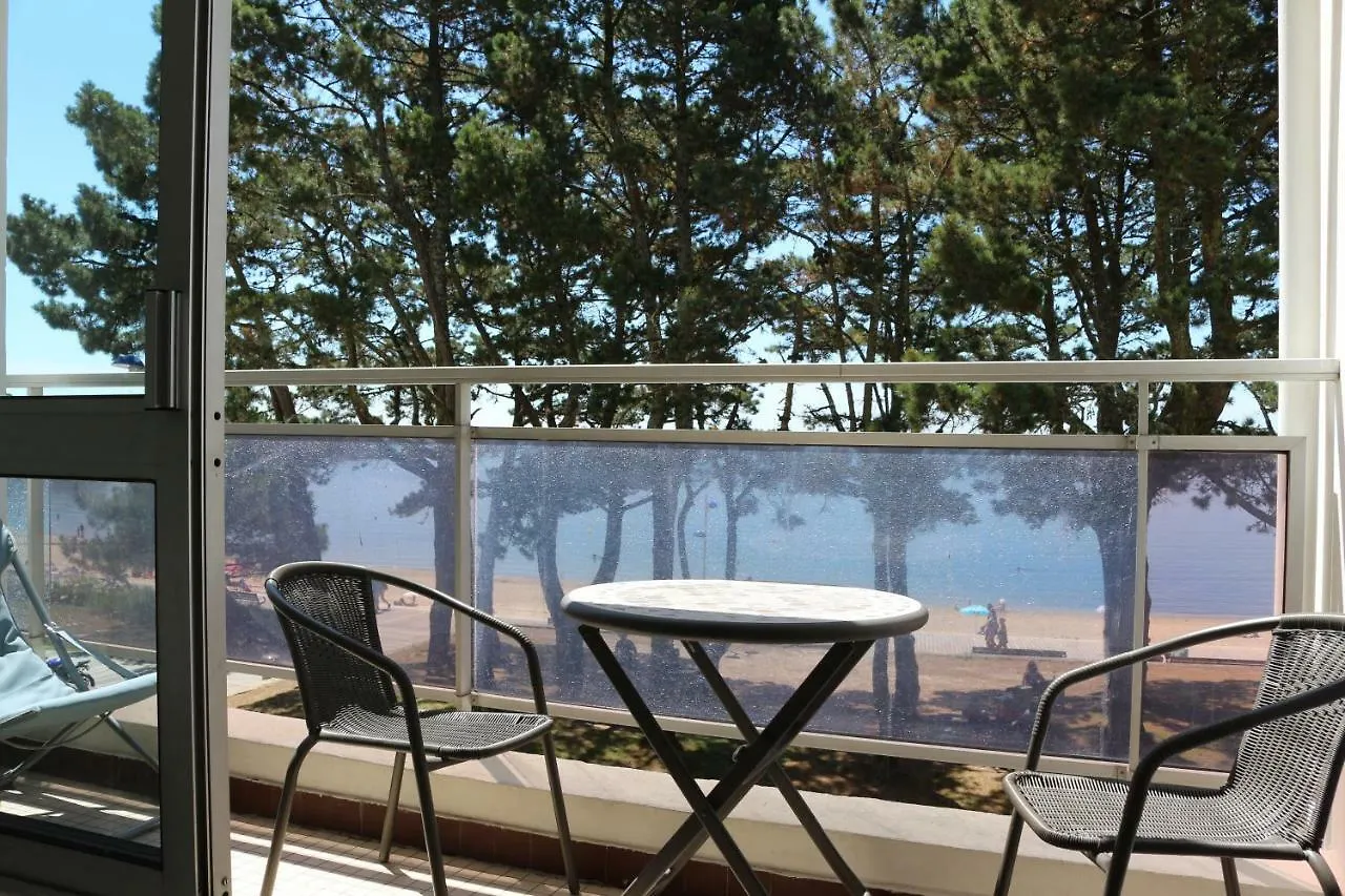 TY TREZ Magnifique vue mer à Bénodet 10 Avenue de la Plage Résidence Les Glénan